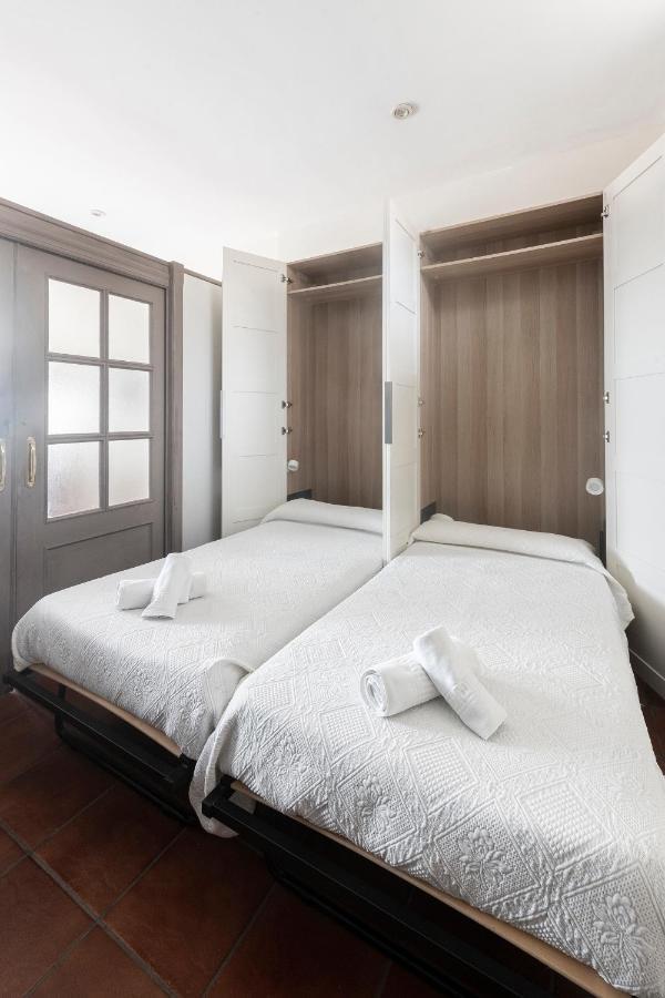 Apartamentos Turisticos La Flor Мурос-де-Налон Экстерьер фото