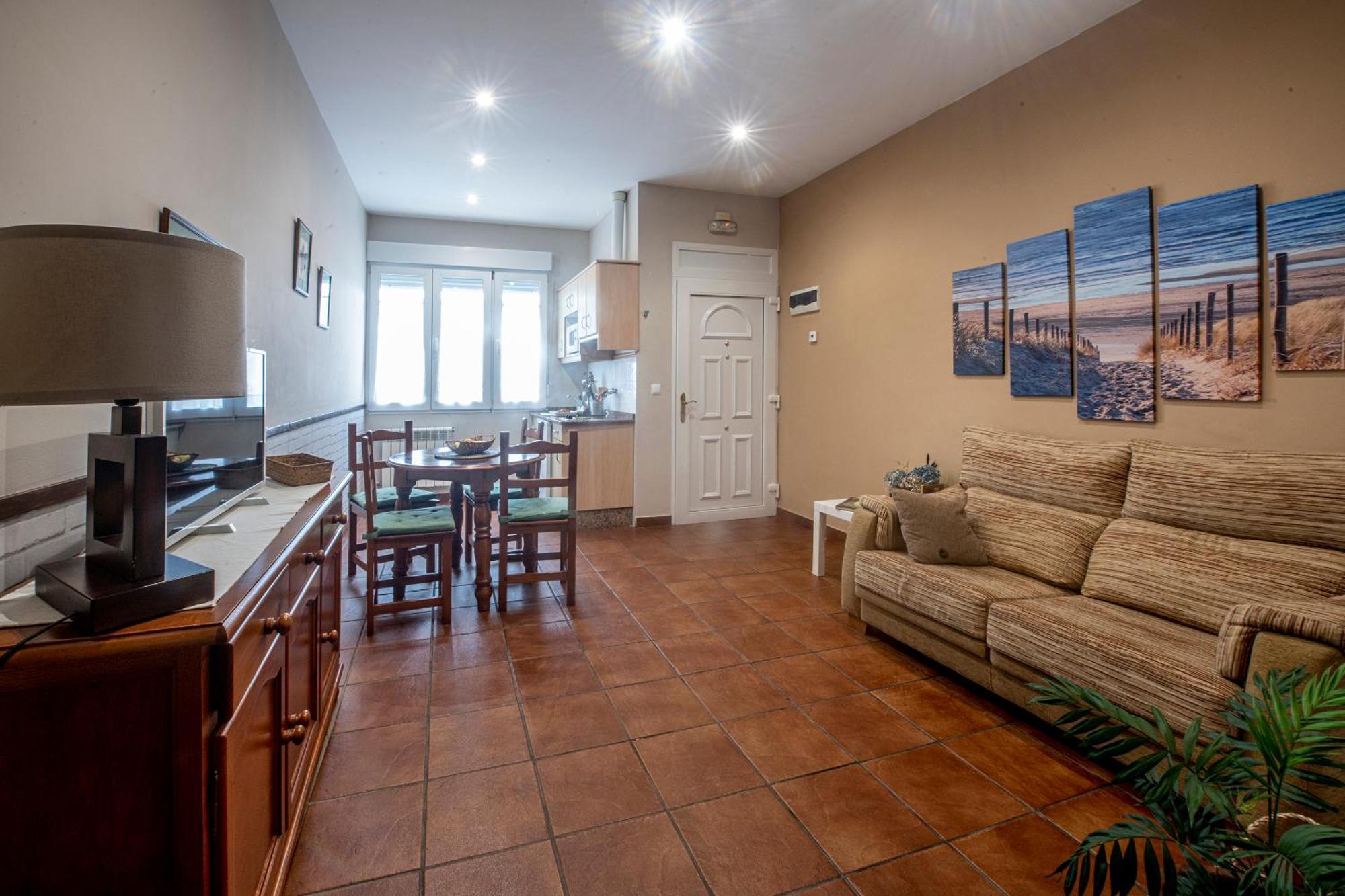 Apartamentos Turisticos La Flor Мурос-де-Налон Экстерьер фото